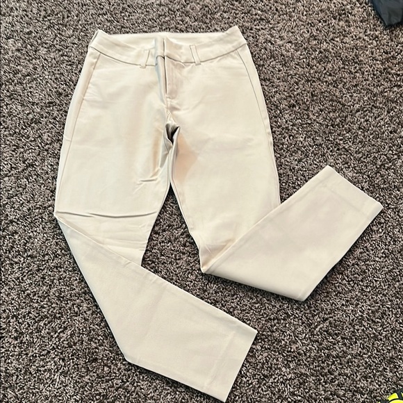 NWOT Old Navy Pixie Khakis 2 - Picture 1 of 14